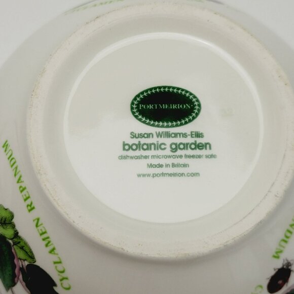 Portmeirion Botanic Garden 5" Chili Bowl Cyclamen Pink Floral, Butterfly & Moths - Picture 8 of 11